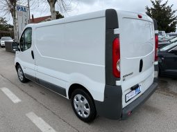 
										Renault Trafic 2.0 dCi 115 KS 3 Sjedišta Euro 5 2011 full									