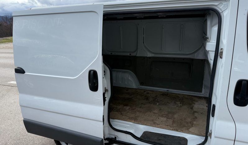 
								Renault Trafic 2.0 dCi 115 KS 3 Sjedišta Euro 5 2011 full									