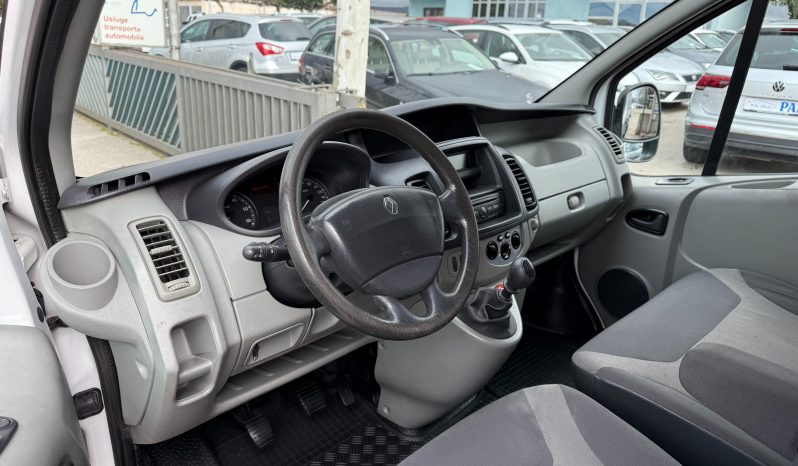 
								Renault Trafic 2.0 dCi 115 KS 3 Sjedišta Euro 5 2011 full									