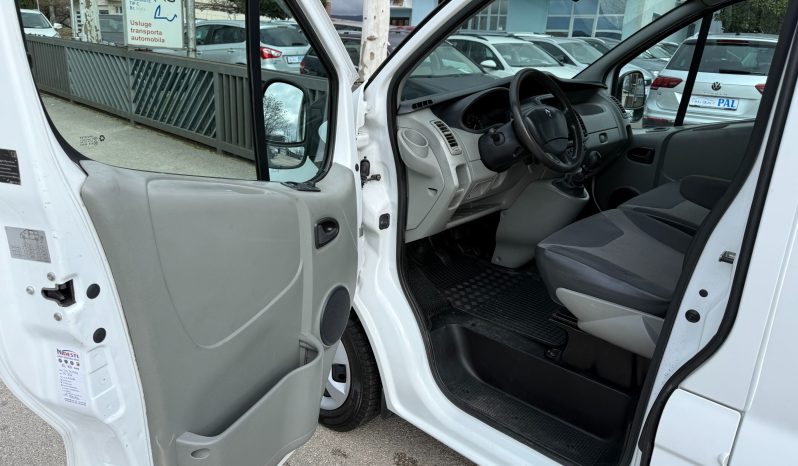 
								Renault Trafic 2.0 dCi 115 KS 3 Sjedišta Euro 5 2011 full									