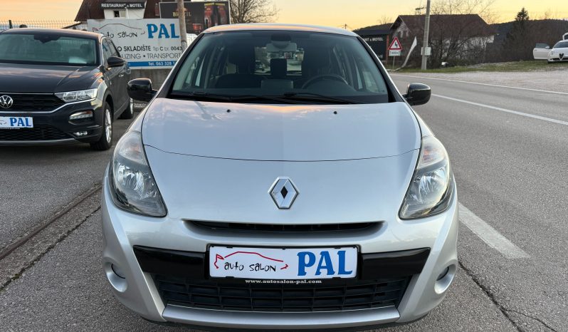 
								Renault Clio 1.5 dCi NAVIGACIJA 20TH Anniversary 75 KS 2011 full									
