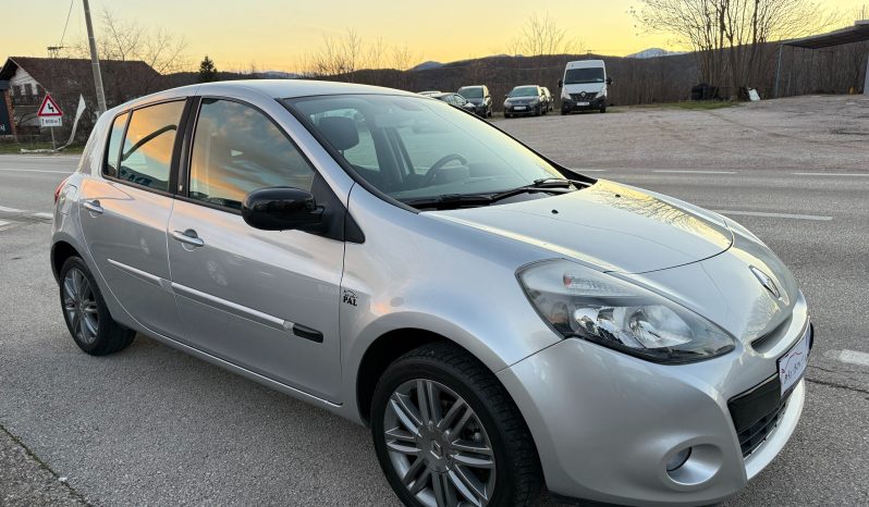 
								Renault Clio 1.5 dCi NAVIGACIJA 20TH Anniversary 75 KS 2011 full									