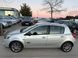 
										Renault Clio 1.5 dCi NAVIGACIJA 20TH Anniversary 75 KS 2011 full									