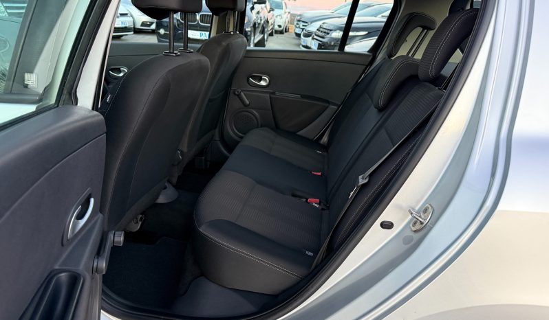 
								Renault Clio 1.5 dCi NAVIGACIJA 20TH Anniversary 75 KS 2011 full									