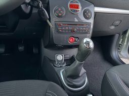 
										Renault Clio 1.5 dCi NAVIGACIJA 20TH Anniversary 75 KS 2011 full									