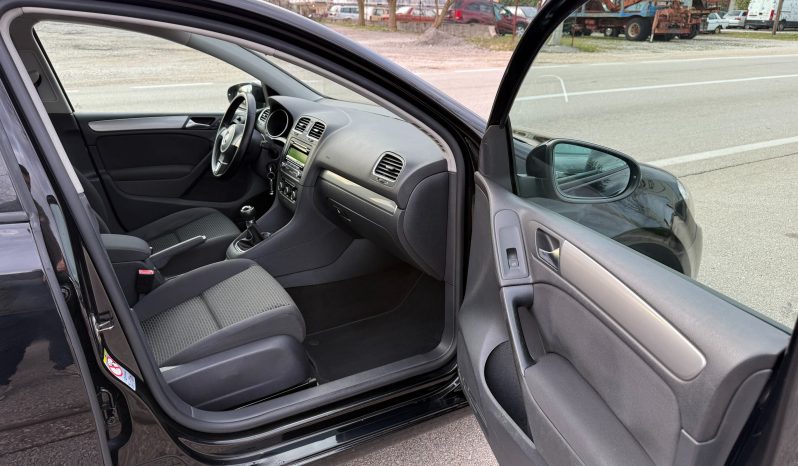 
								Volkswagen Golf 6 1.6 TDI 105 KS 2012 full									