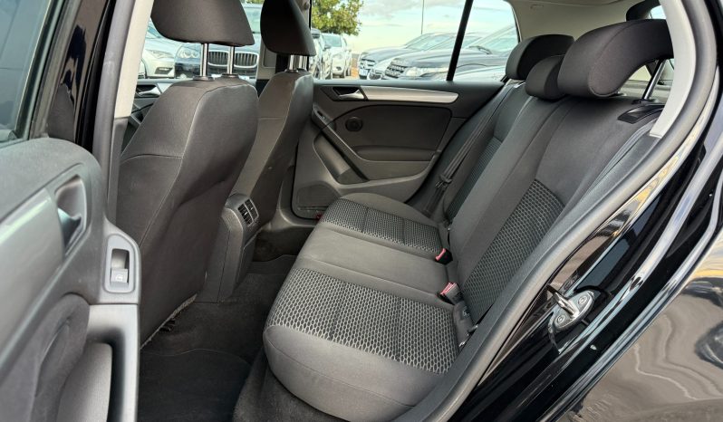 
								Volkswagen Golf 6 1.6 TDI 105 KS 2012 full									