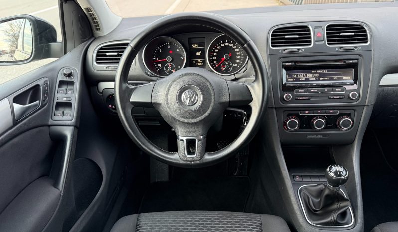 
								Volkswagen Golf 6 1.6 TDI 105 KS 2012 full									