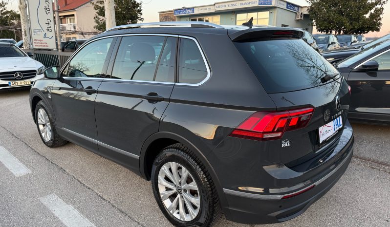 
								Volkswagen Tiguan 2.0 TDI 150 KS DSG7 F1 Life LED NAVI ACC FACELIFT 2022 full									