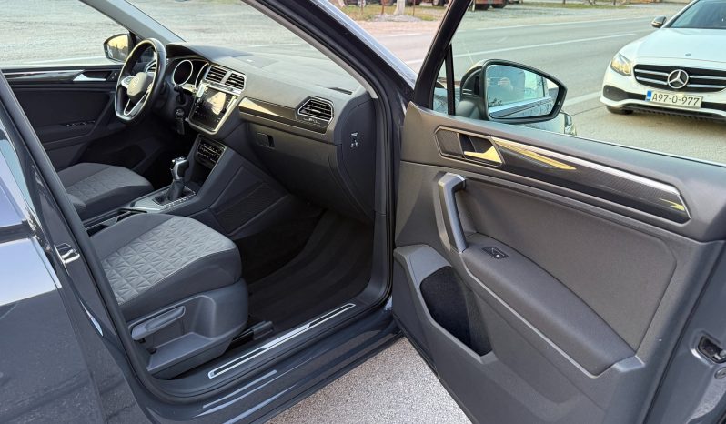 
								Volkswagen Tiguan 2.0 TDI 150 KS DSG7 F1 Life LED NAVI ACC FACELIFT 2022 full									