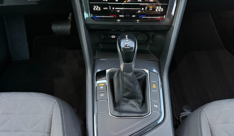 
								Volkswagen Tiguan 2.0 TDI 150 KS DSG7 F1 Life LED NAVI ACC FACELIFT 2022 full									