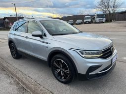 
										Volkswagen Tiguan 2.0 TDI 150 KS DSG7 F1 Life LED NAVI ACC 2021 full									
