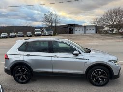 
										Volkswagen Tiguan 2.0 TDI 150 KS DSG7 F1 Life LED NAVI ACC 2021 full									
