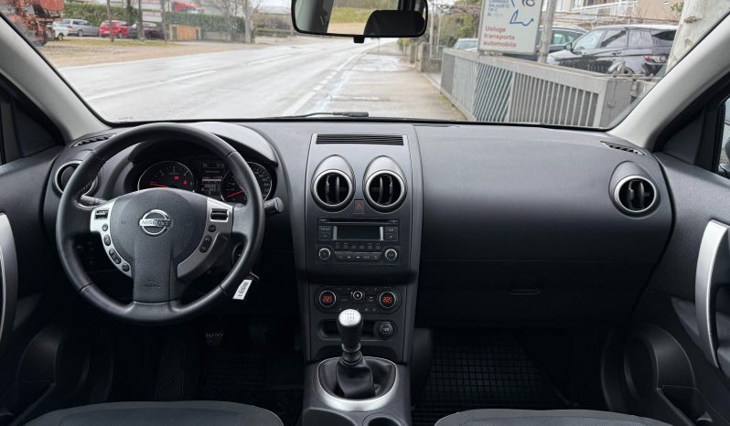 
								Nissan Qashqai 1.5 dCi 110 KS Connecta 2012 full									
