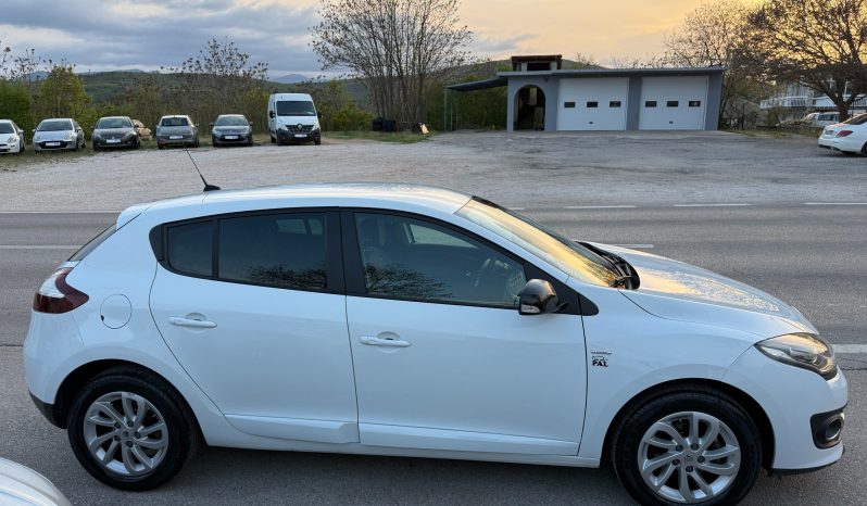 
								Renault Megane 1.5 dCi 110 KS NAVIGACIJA LIMITED FACELIFT Senzori 2015 full									