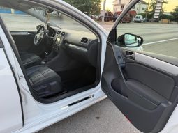 
										Volkswagen Golf 6 1.6 TDI MATCH Bi-Xenon LED Parktronic 2012 full									