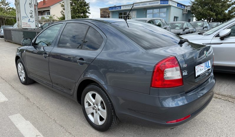 
								Škoda Octavia 2.0 TDI 140 KS Ambition 2013 full									