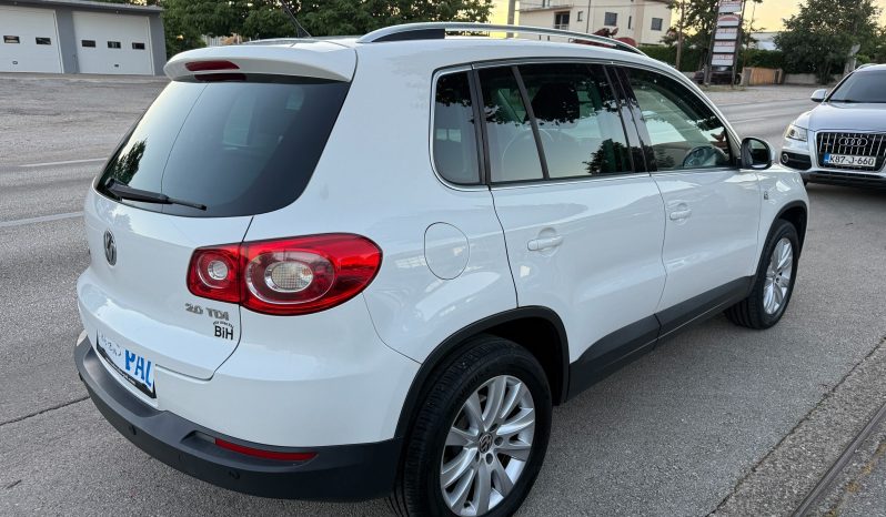 
								Volkswagen Tiguan 2.0 TDI DSG 140 KS Panorama Sport&Style full									