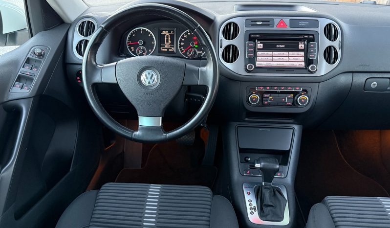 
								Volkswagen Tiguan 2.0 TDI DSG 140 KS Panorama Sport&Style full									