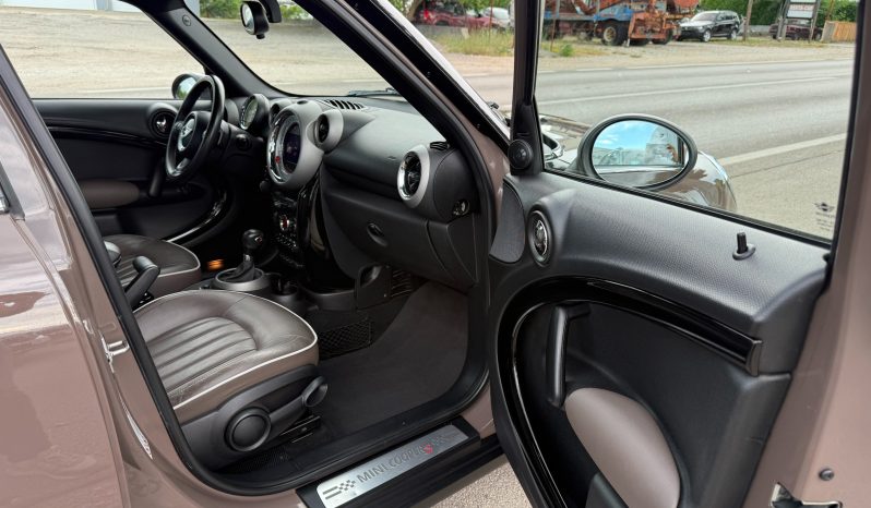 
								MINI Cooper S Countryman 1.6 Benzin AUTOMATIK ALL4 184 KS NAVIGACIJA full									