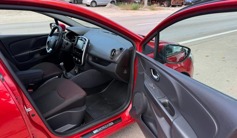
								Renault Clio 4 1.5 dCi NAVIGACIJA Expression Euro 6 2016 full									