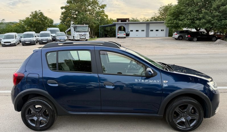 
								Dacia Sandero Stepway 1.5 dCi 90 KS Prestige FACELIFT 2017 full									