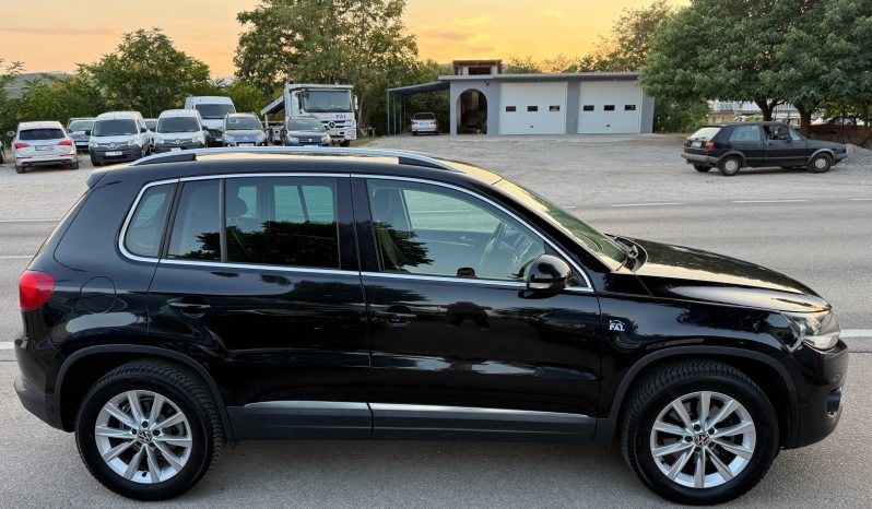 
								Volkswagen Tiguan 2.0 TDI 140 KS DSG 4MOTION Sport&Style FACELIFT full									