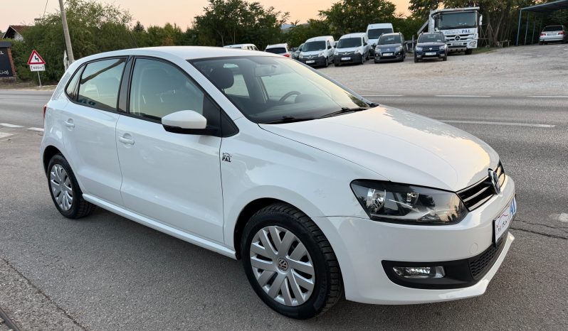 
								Volkswagen Polo 6R 1.2 TDI 75 KS Comfortline 2013 full									