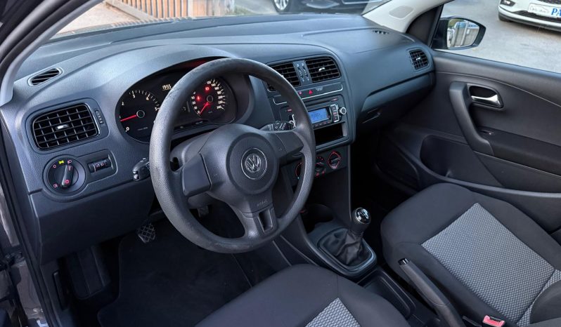 
								Volkswagen Polo 6R 1.2 TDI 75 KS 2011 full									