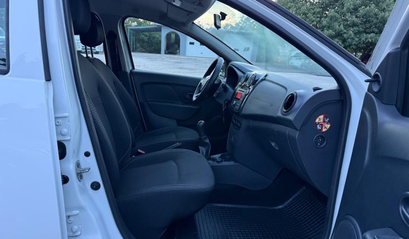 
								Dacia Sandero 1.5 dCi 75 KS 2017 full									