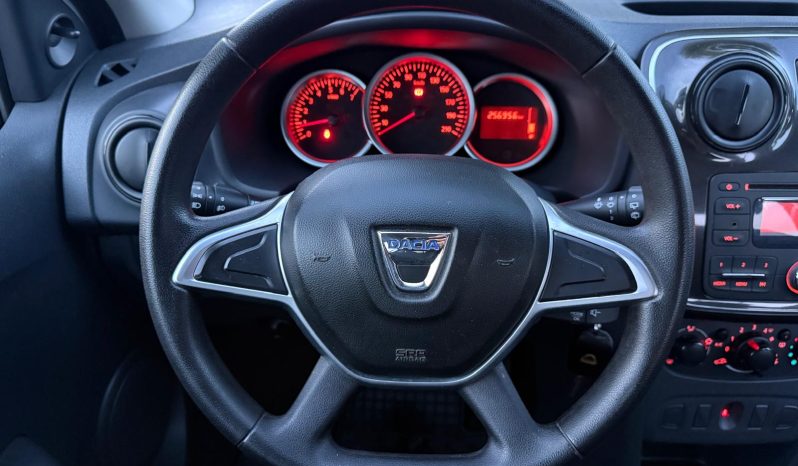 
								Dacia Sandero 1.5 dCi 75 KS 2017 full									
