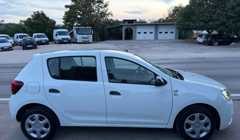 
								Dacia Sandero 1.5 dCi 75 KS 2017 full									