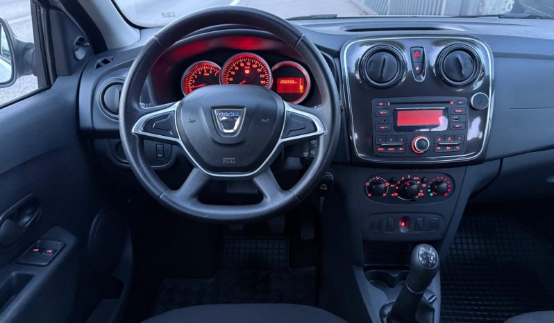 
								Dacia Sandero 1.5 dCi 75 KS 2017 full									
