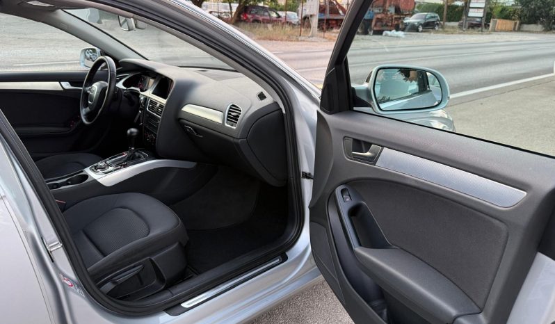 
								Audi A4 2.0 TDI Automatik F1 Xenon LED NAVIGACIJA Euro 5 2010 full									