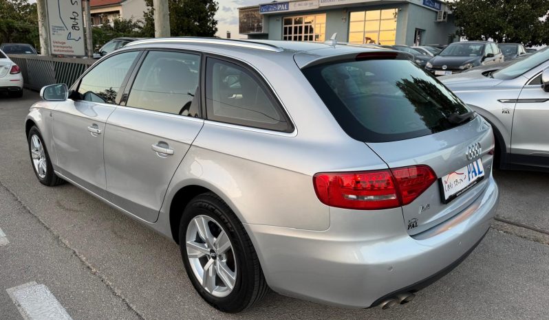 
								Audi A4 2.0 TDI Automatik F1 Xenon LED NAVIGACIJA Euro 5 2010 full									