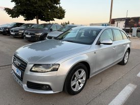 Audi A4 2.0 TDI Automatik F1 Xenon LED NAVIGACIJA Euro 5 2010