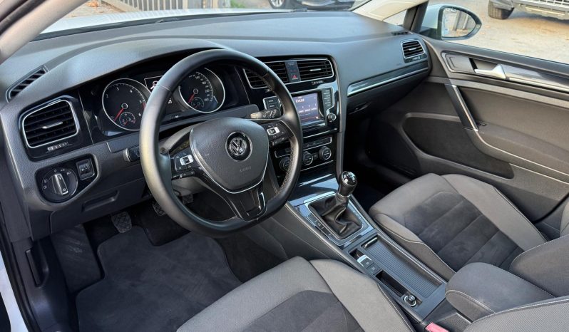 
								Volkswagen Golf 7 1.6 TDI 105 KS Highline full									