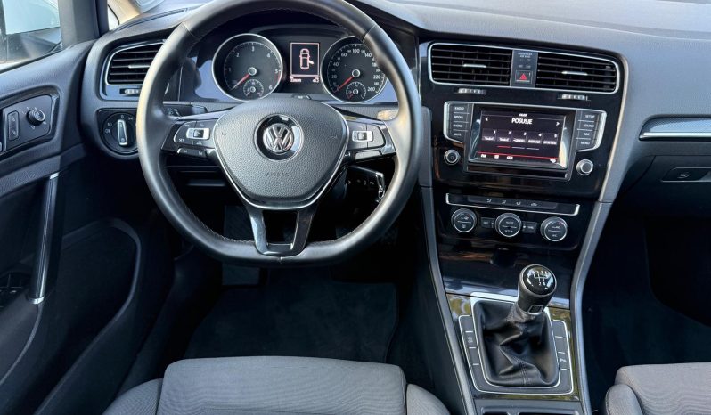 
								Volkswagen Golf 7 1.6 TDI 105 KS Highline full									