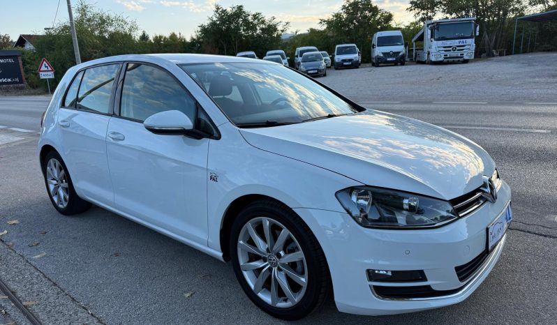 
								Volkswagen Golf 7 1.6 TDI 105 KS Highline full									