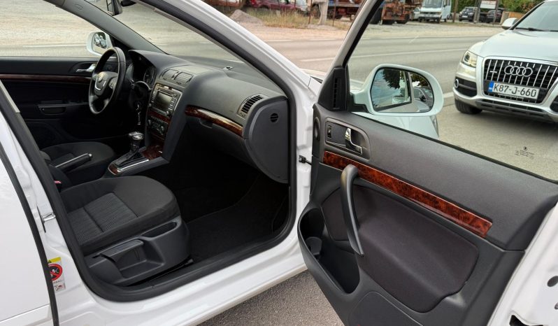 
								Škoda Octavia A5 1.6 TDI DSG Automatik ELEGANCE Facelift 2011 full									