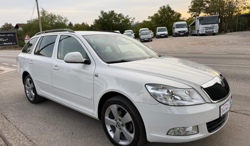 
								Škoda Octavia A5 1.6 TDI DSG Automatik ELEGANCE Facelift 2011 full									