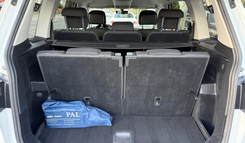 
								Volkswagen Touran 2.0 TDI DSG 150 KS 7 Sjedišta NAVIGACIJA 2017 full									