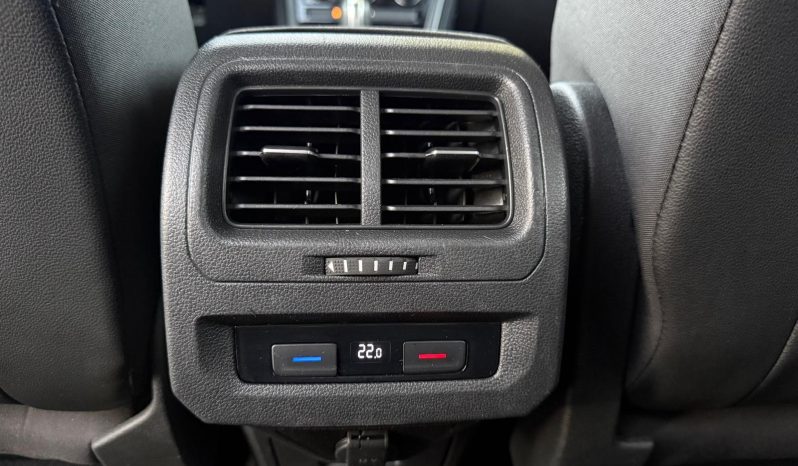 
								Volkswagen Touran 2.0 TDI DSG 150 KS 7 Sjedišta NAVIGACIJA 2017 full									