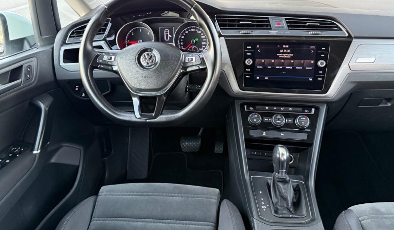 
								Volkswagen Touran 2.0 TDI DSG 150 KS 7 Sjedišta NAVIGACIJA 2017 full									