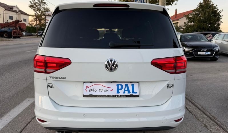 
								Volkswagen Touran 2.0 TDI DSG 150 KS 7 Sjedišta NAVIGACIJA 2017 full									