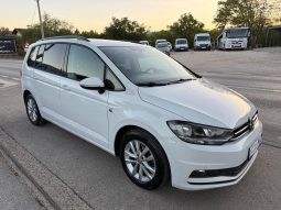 
										Volkswagen Touran 2.0 TDI DSG 150 KS 7 Sjedišta NAVIGACIJA 2017 full									