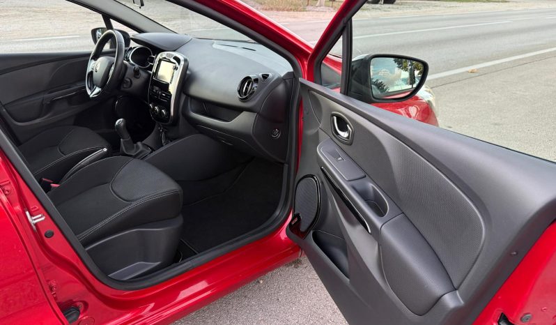 
								Renault Clio 4 1.5 dCi 75 KS NAVIGACIJA Dynamique 2015 full									