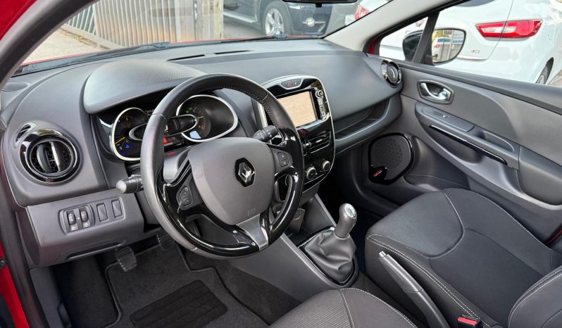 
								Renault Clio 4 1.5 dCi 75 KS NAVIGACIJA Dynamique 2015 full									