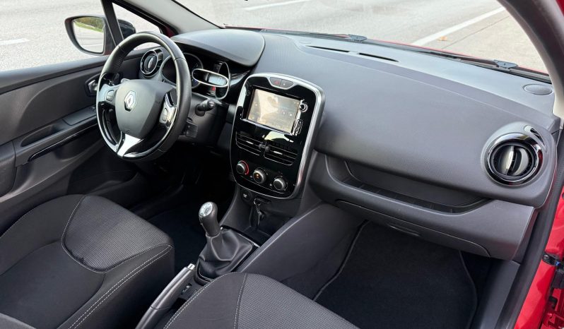
								Renault Clio 4 1.5 dCi 75 KS NAVIGACIJA Dynamique 2015 full									