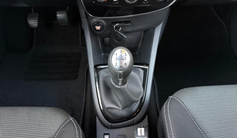 
								Renault Clio 4 1.5 dCi 75 KS NAVIGACIJA Dynamique 2015 full									